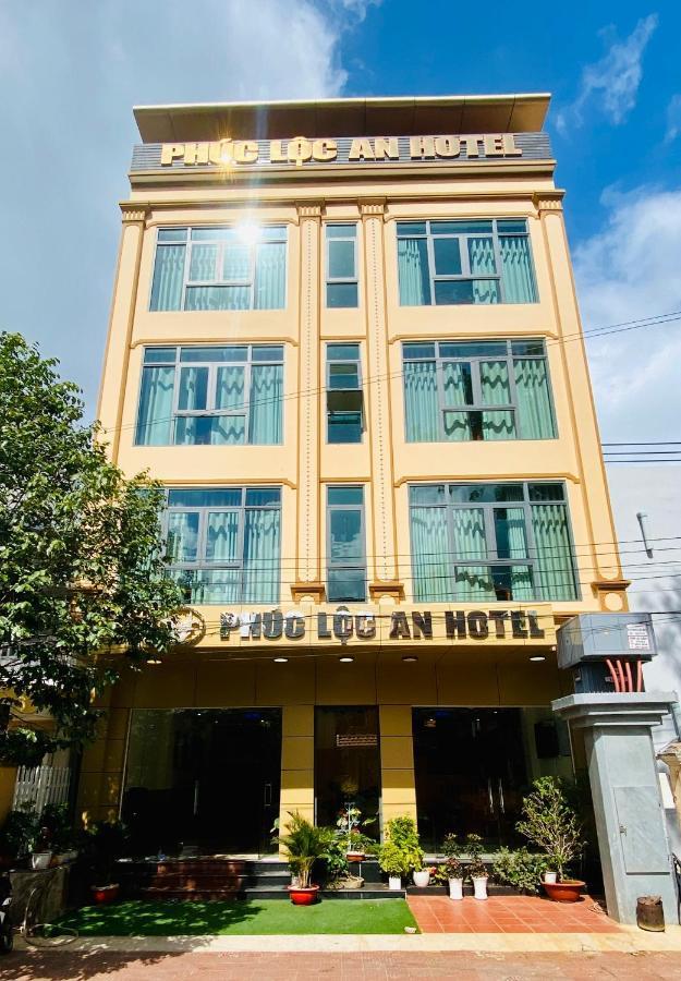 Chi Khu Co Ong Khach San Phuc Loc An Con Dao酒店 外观 照片